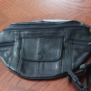 Black Leather Men's Waist Bag